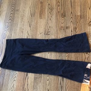 Lulu Lemon throw back pant yoga pants